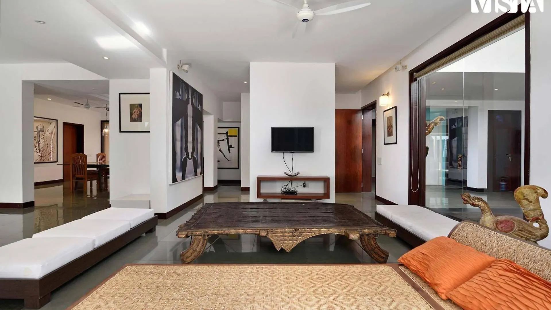Stayvista At Skyville B With Kitchen Access, Wifi, Ac Kochi